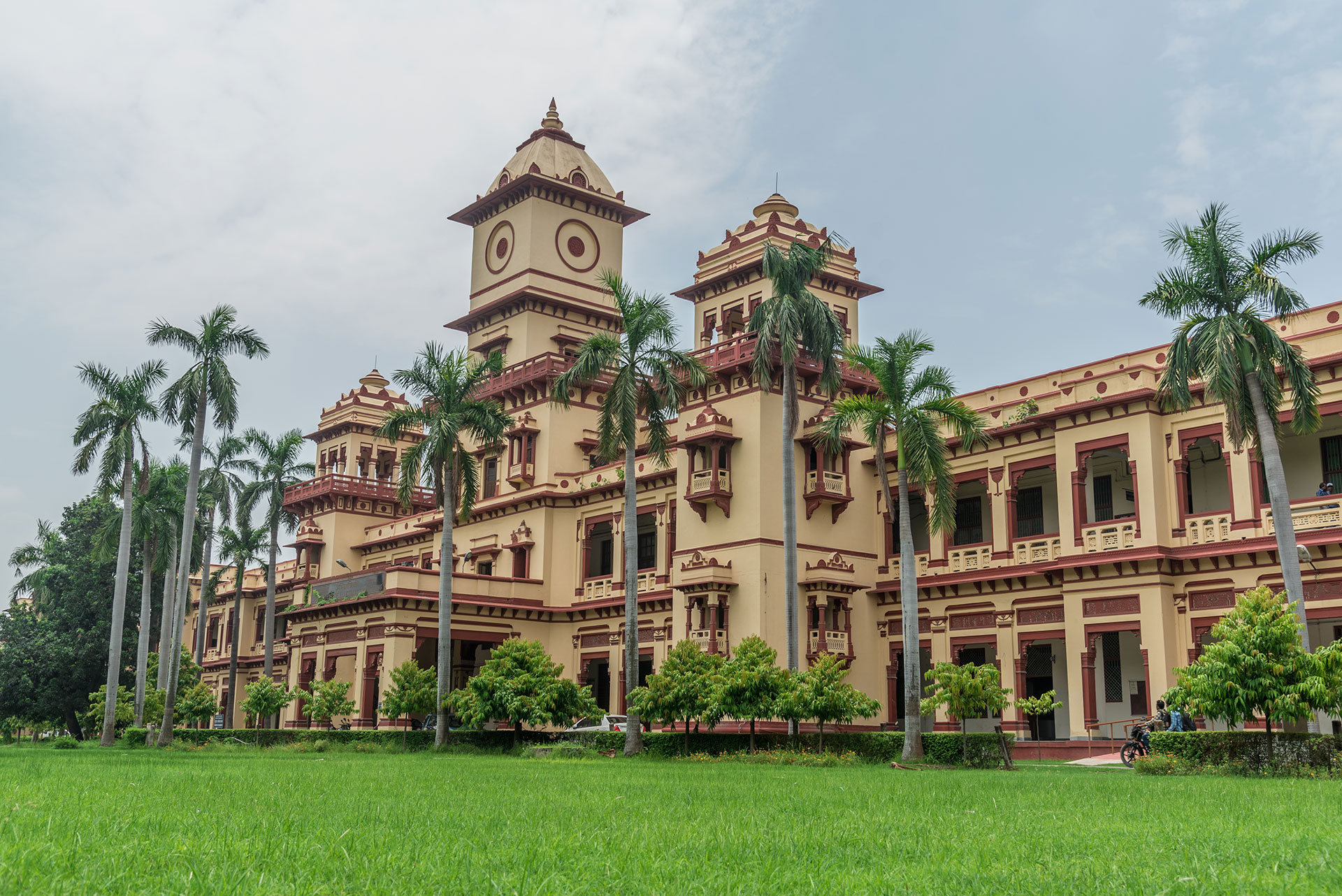 The Benares Alumni Association of IIT (BHU)